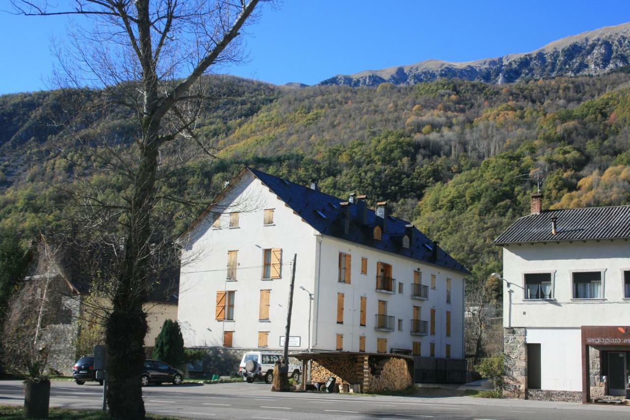Esera Dos Catedrales Villanova Exterior photo